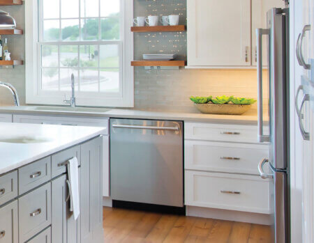 Under cabinet lighting in kitchen