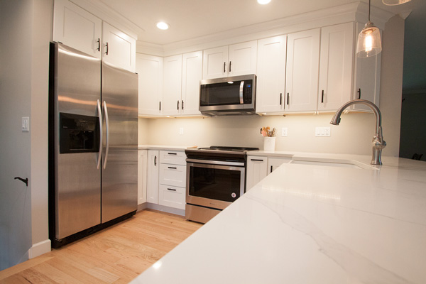 Omaha kitchen with white cabinets and quartz countertops